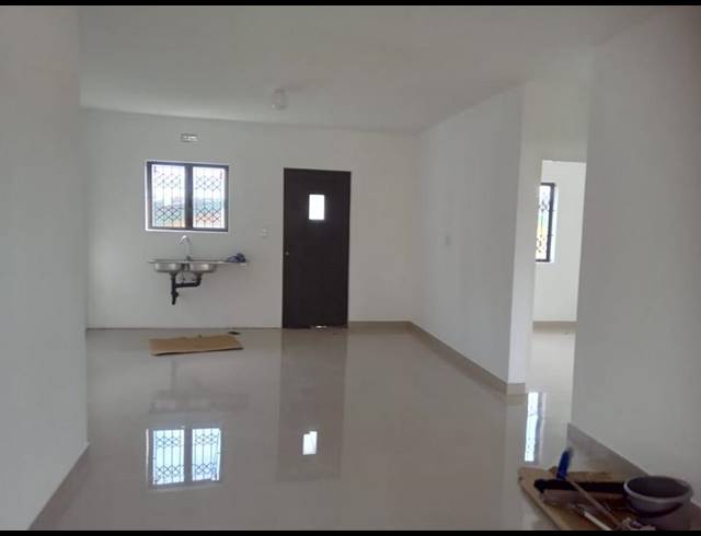 6 BEDROOM HOUSE FOR SALE IN WESTCLIFF